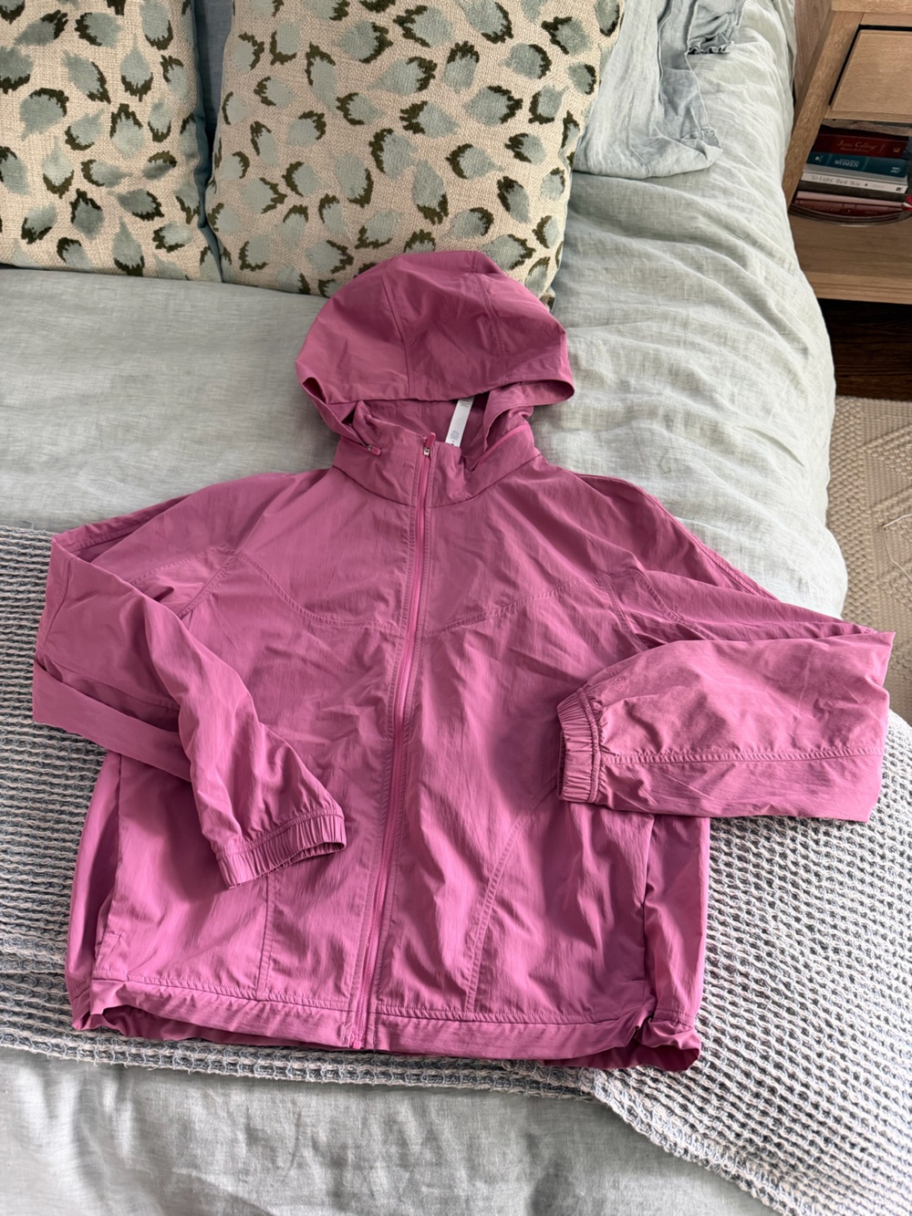 lululemon athletica mauve-pink lightweight jacket